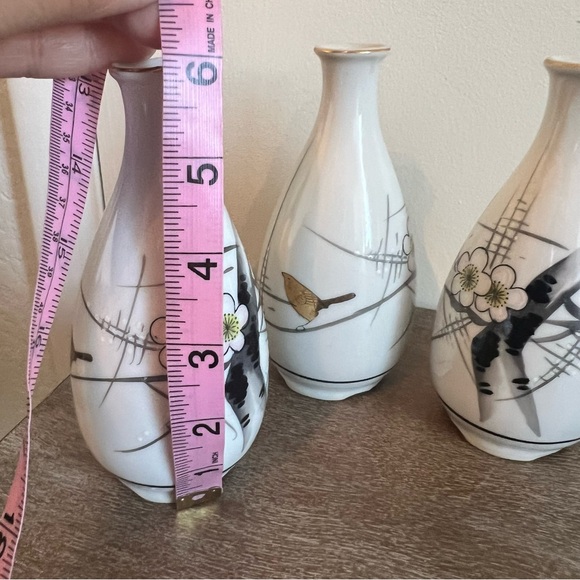 Japanese Celadon Porcelain Seiji Vases - Picture 14 of 14